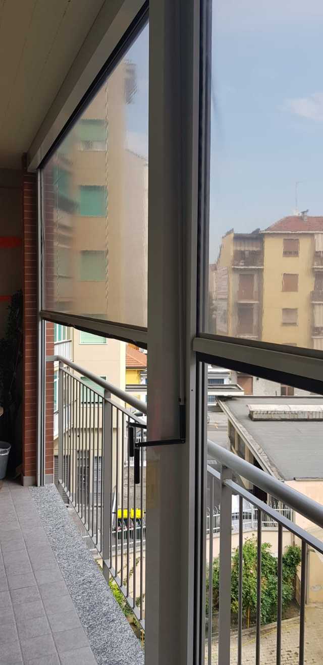 Tende cristal fume vista interna installate a Torino