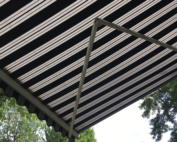 come scegliere una tenda da sole